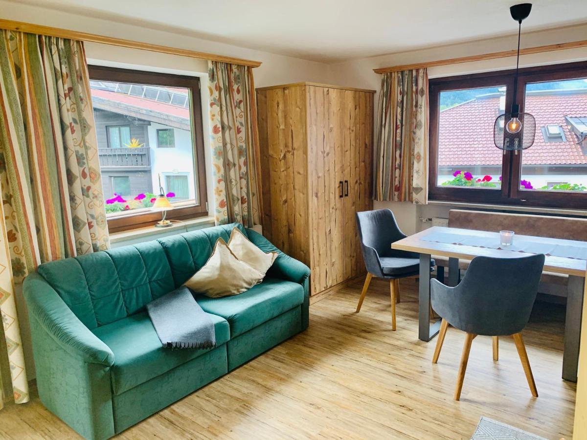 Appartements Al Castagno Ehrwald Eksteriør bilde