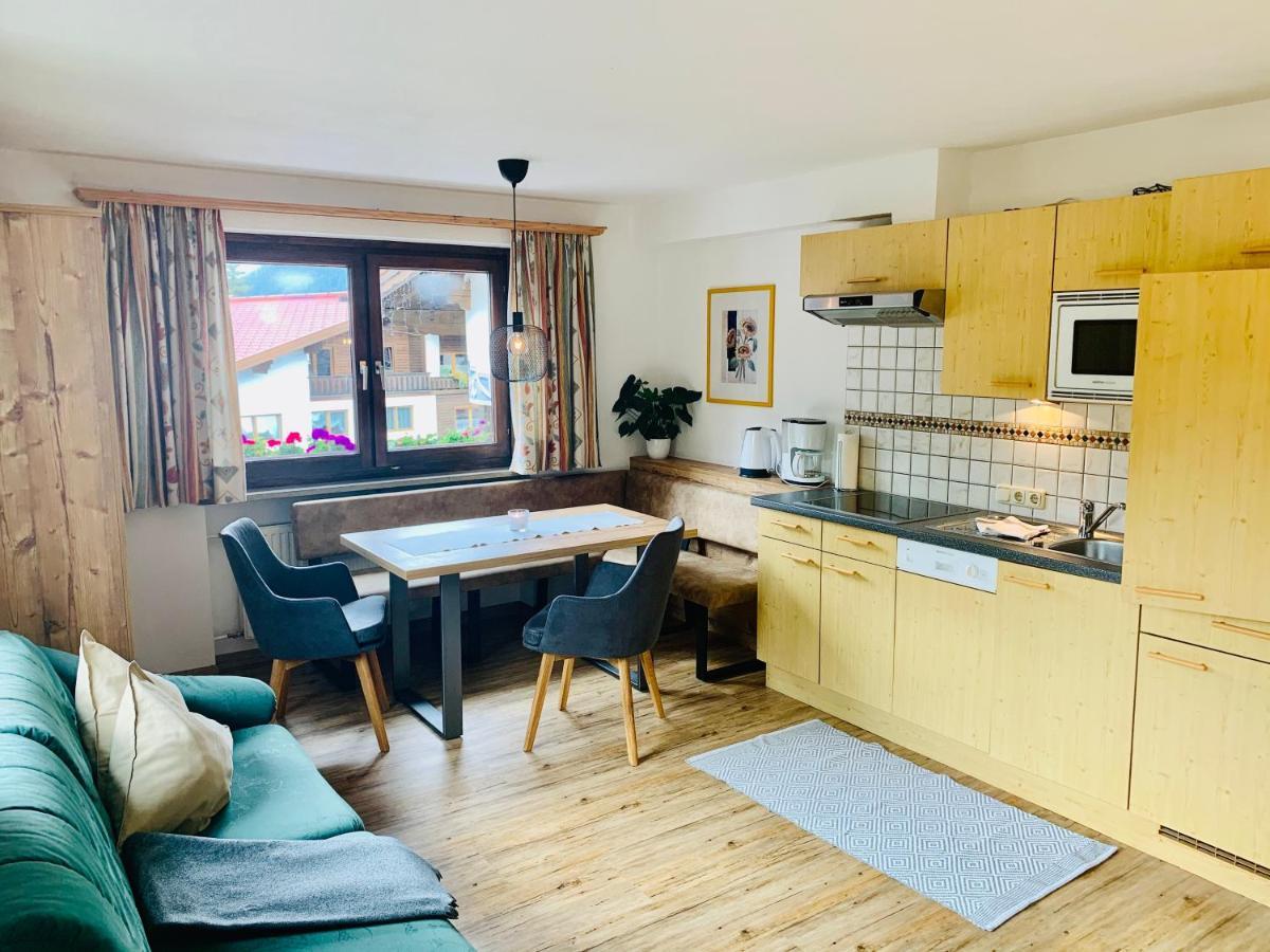 Appartements Al Castagno Ehrwald Eksteriør bilde