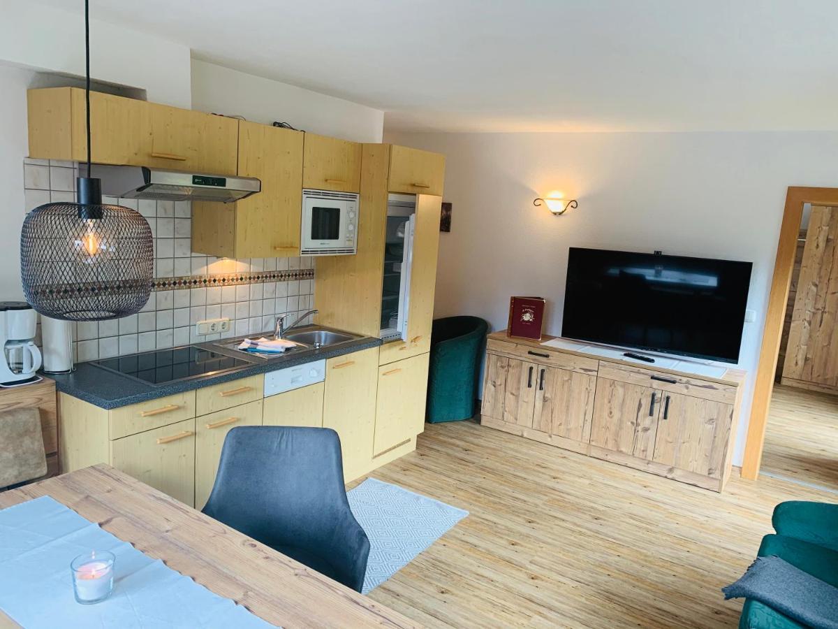 Appartements Al Castagno Ehrwald Eksteriør bilde