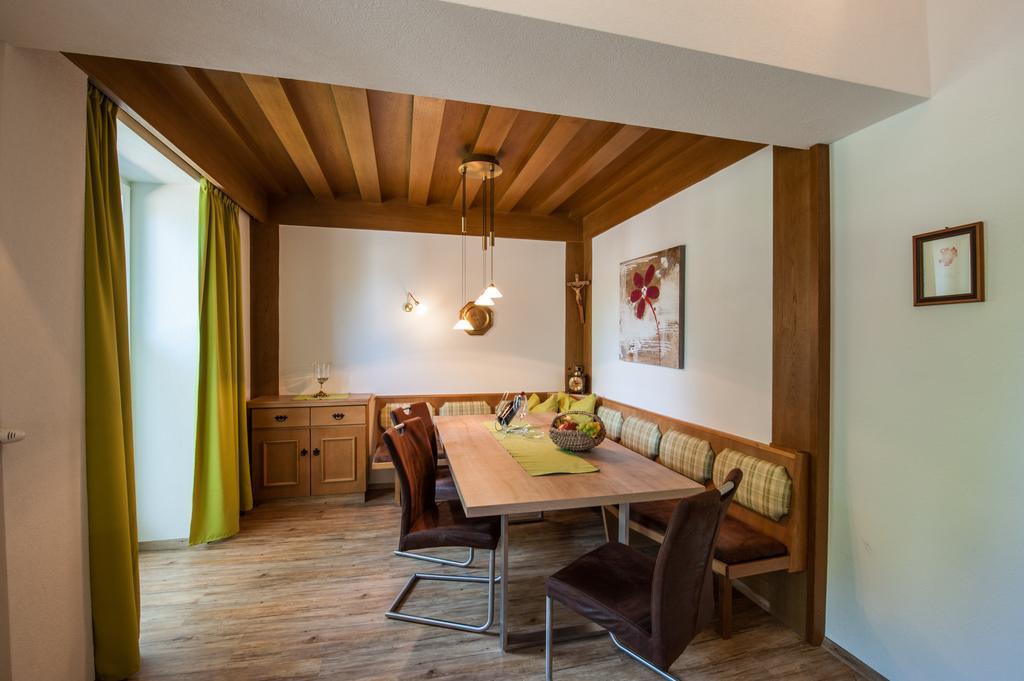 Appartements Al Castagno Ehrwald Eksteriør bilde