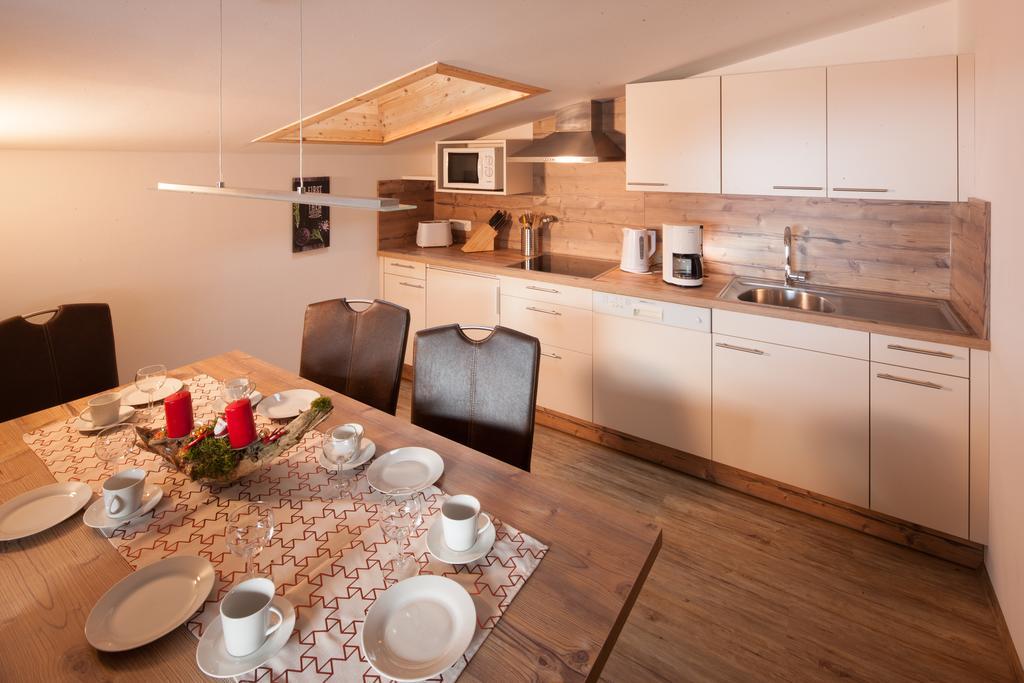 Appartements Al Castagno Ehrwald Eksteriør bilde