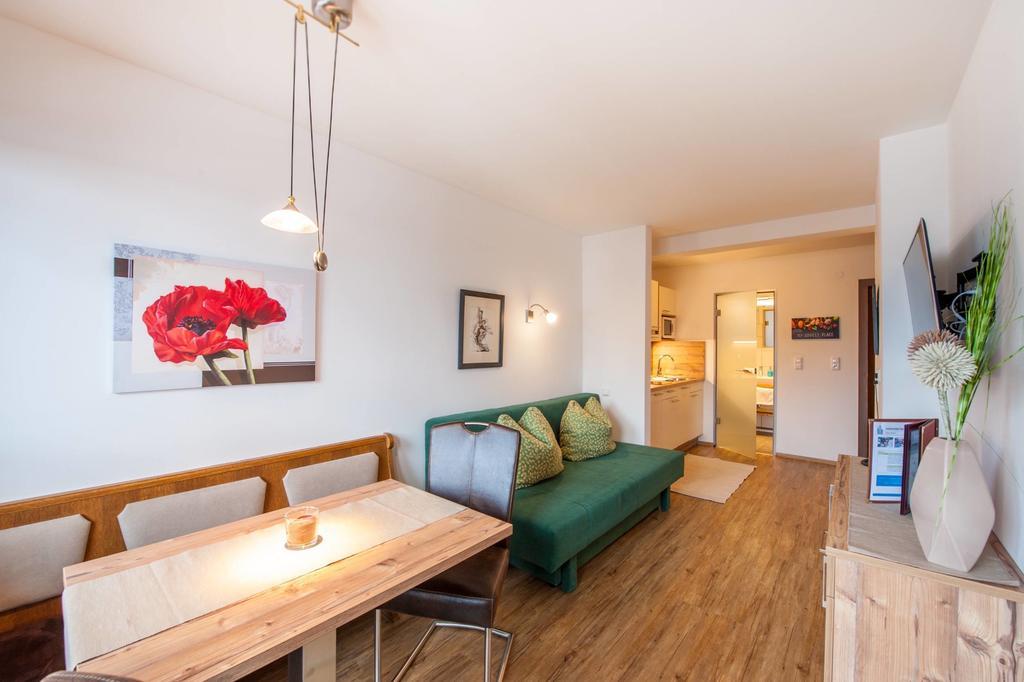 Appartements Al Castagno Ehrwald Eksteriør bilde